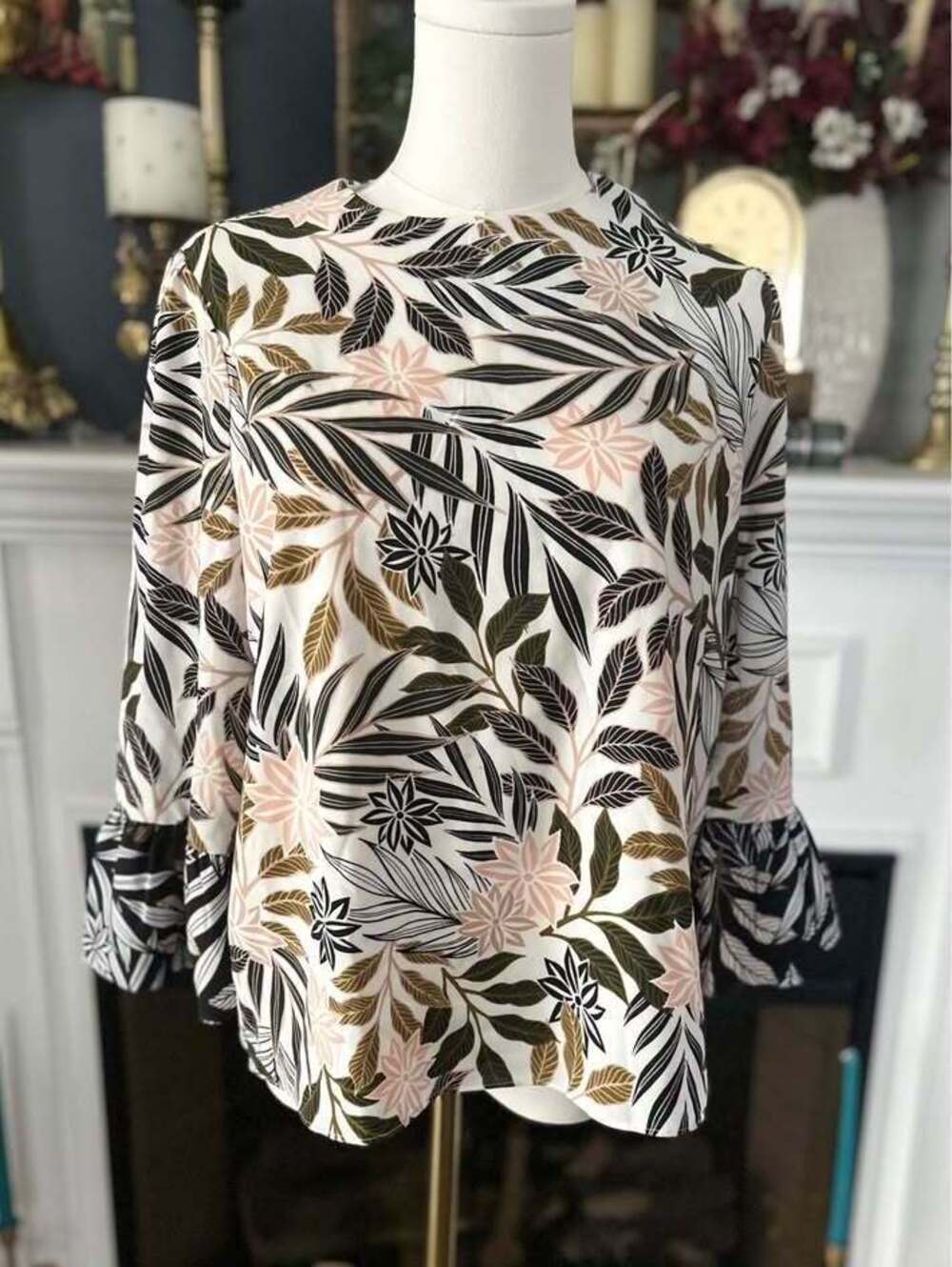 Cooper & Ella Floral Bell Sleeve Blouse Size M